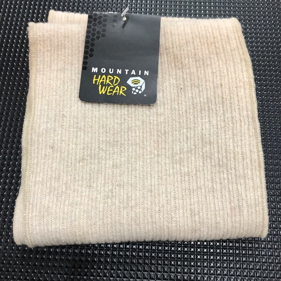Mountain Hardwear Accessories - Sale ❗️ NWT Mountain Hardwear Scarf (C1)